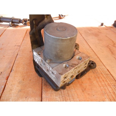 Bomba de ABS Renault Megane 2003 8200 038 702